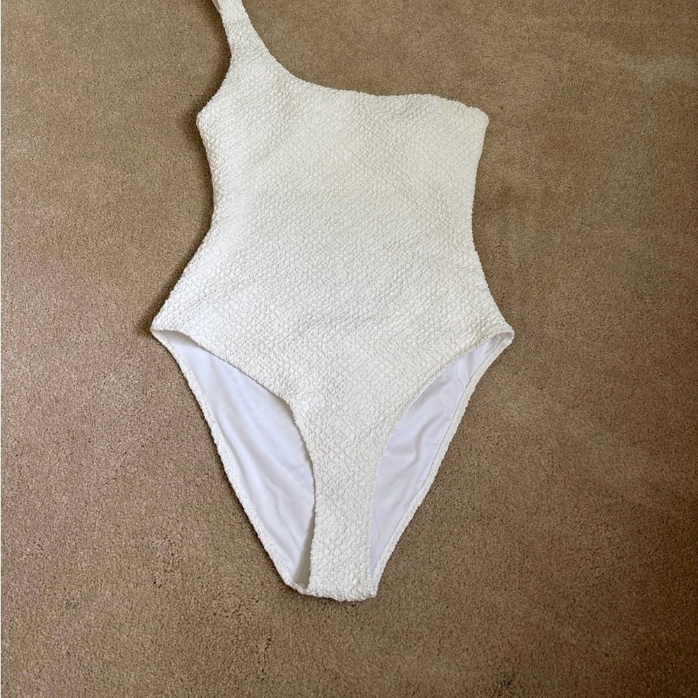 Mango White One-Shoulder One Piece Swimsuit